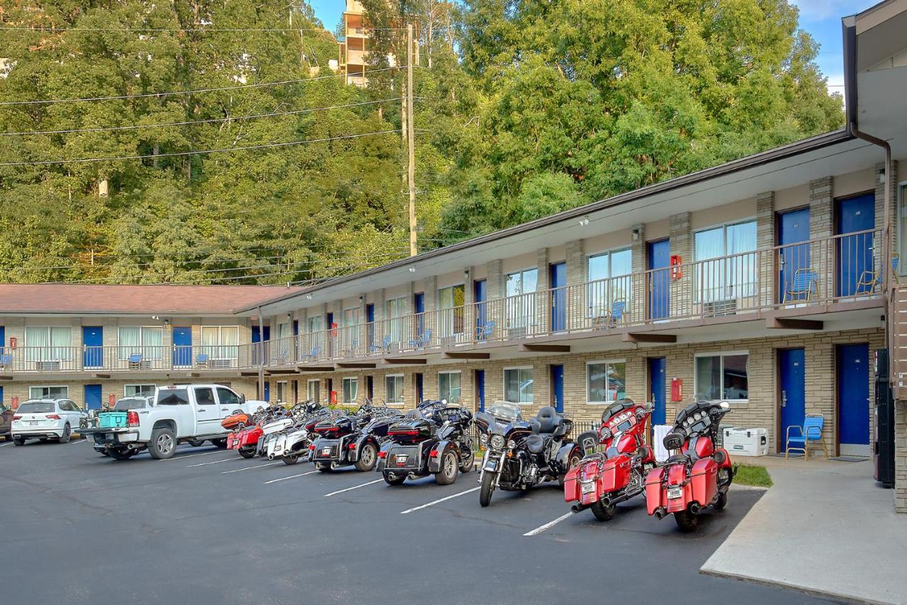 Sidney James Mountain Lodge Gatlinburg Exterior photo