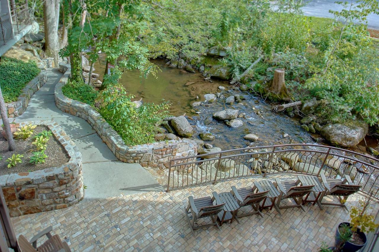 Sidney James Mountain Lodge Gatlinburg Exterior photo